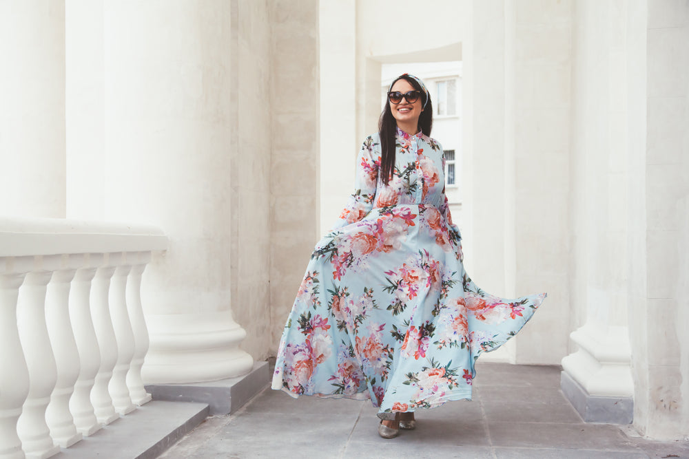 "Shop elegant floral maxi dresses at Trending Chic in New Zealand, perfect for a stylish and flowing look suitable for any occasion.