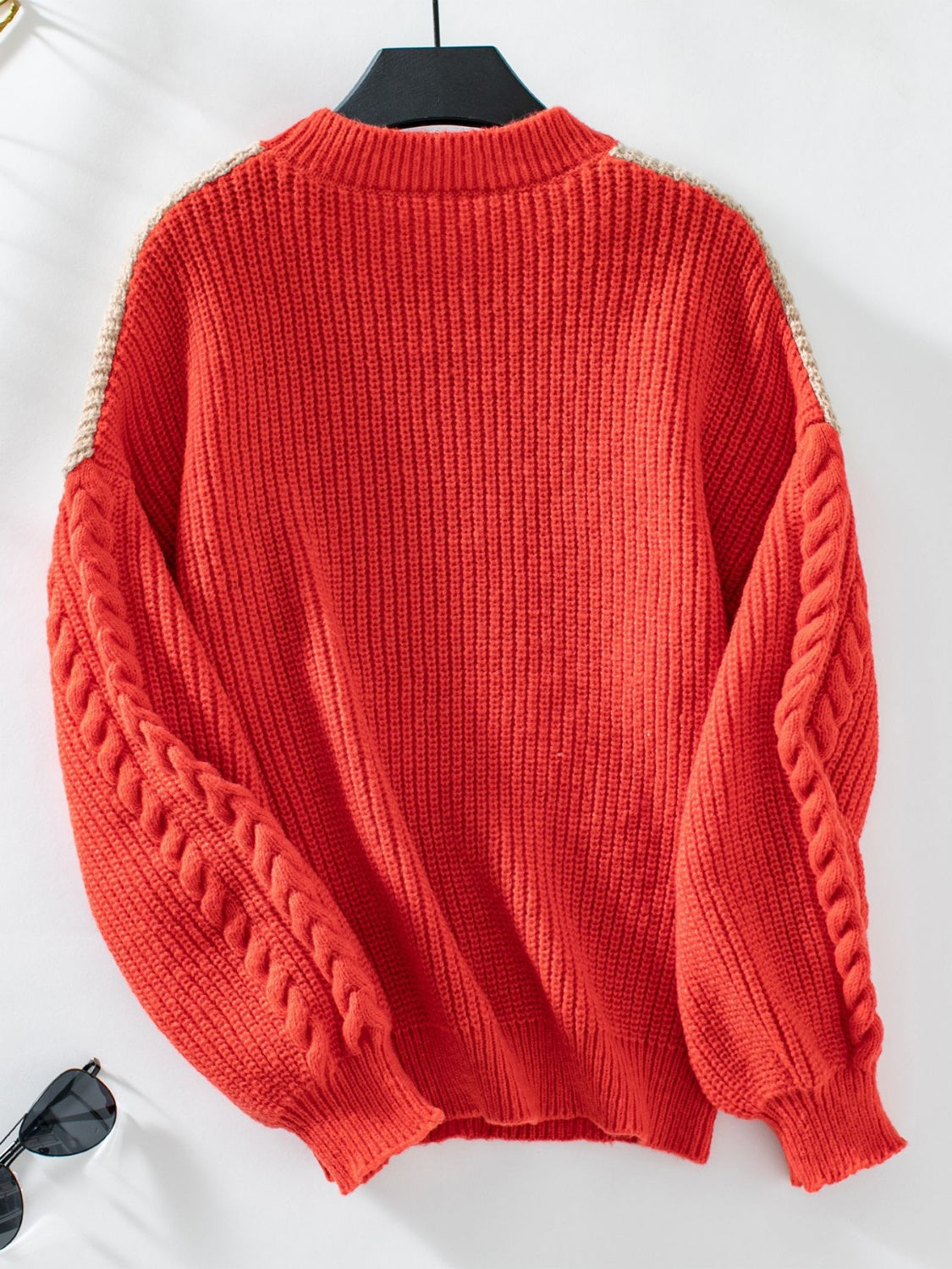 Contrast Round Neck Long Sleeve Sweater