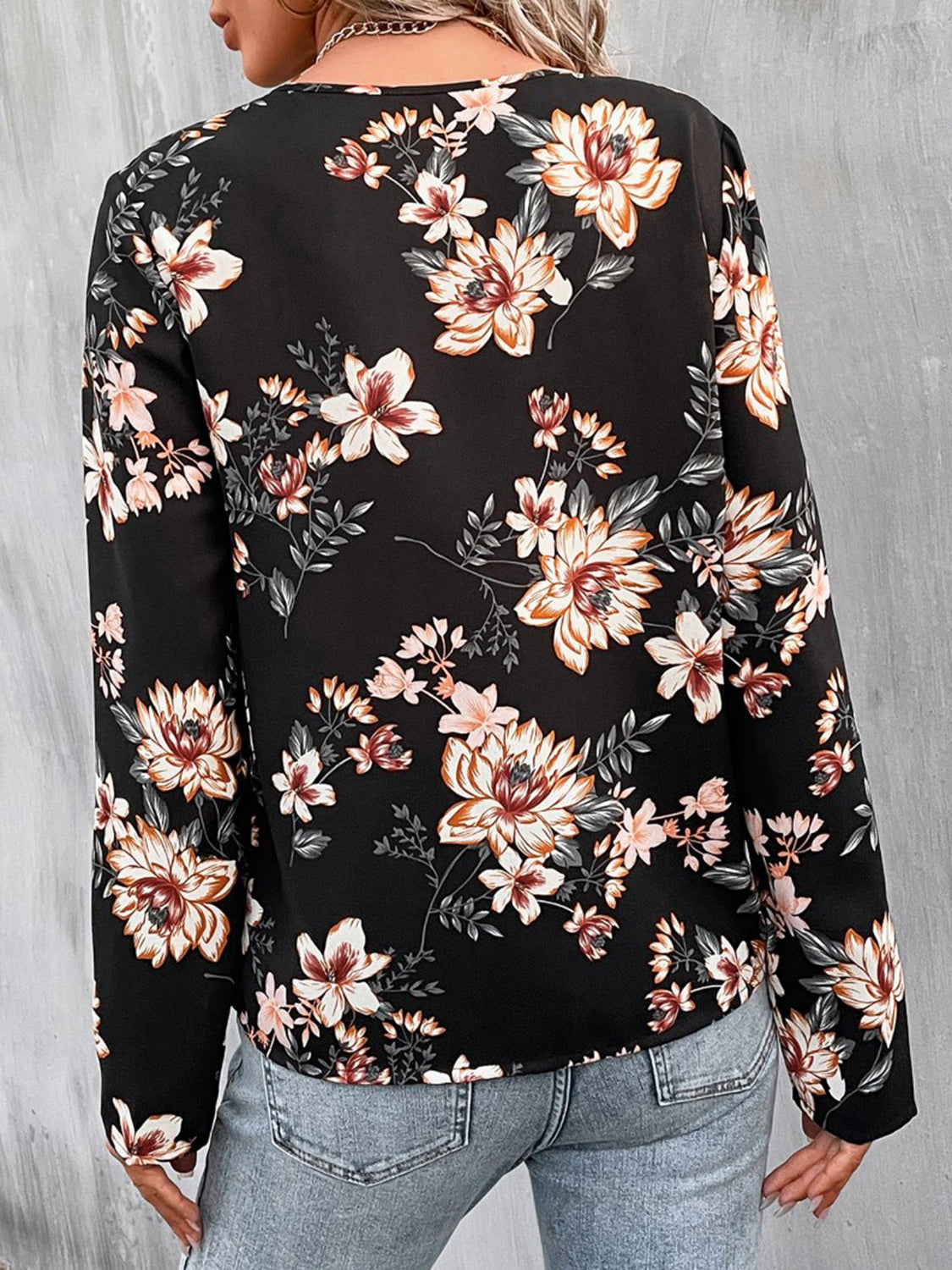 Printed V-Neck Long Sleeve Blouse