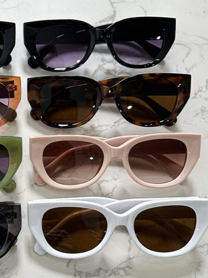 Cat Eye Polycarbonate Frame Sunglasses | Trending Chic NZ