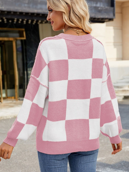 Checkered Round Neck Long Sleeve Sweater | Trending Chic NZ