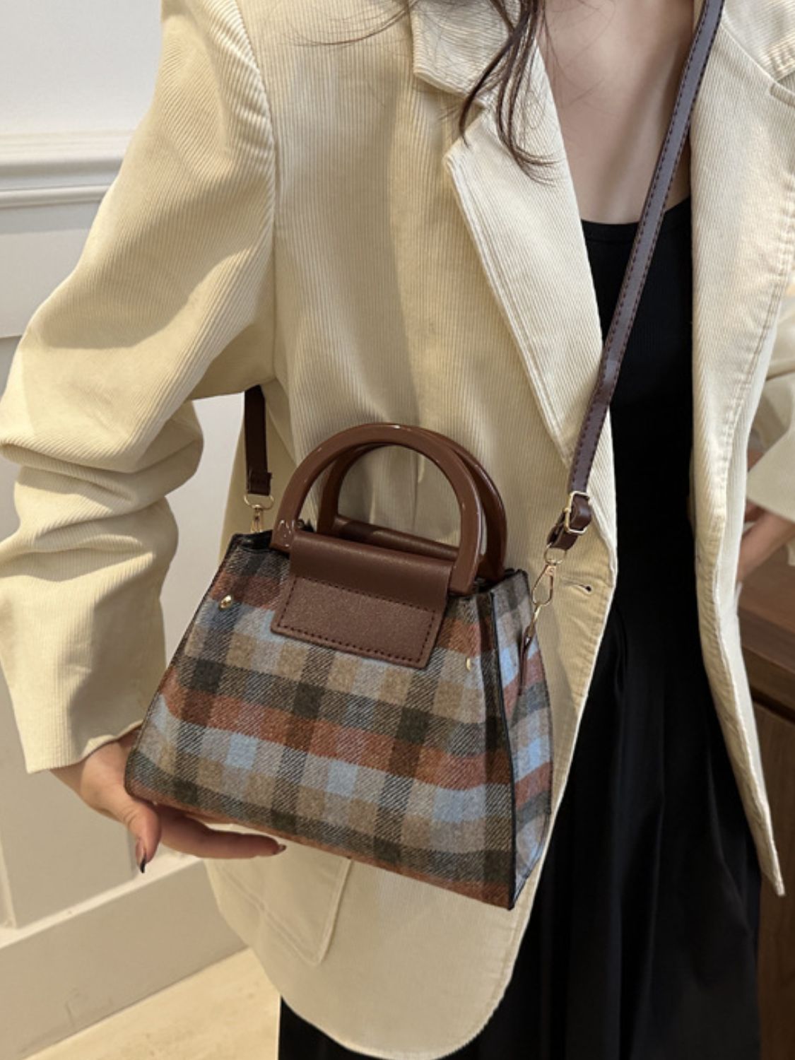 Contrast Plaid Trapezoid Shape Crossbody Bag | Trending Chic NZ